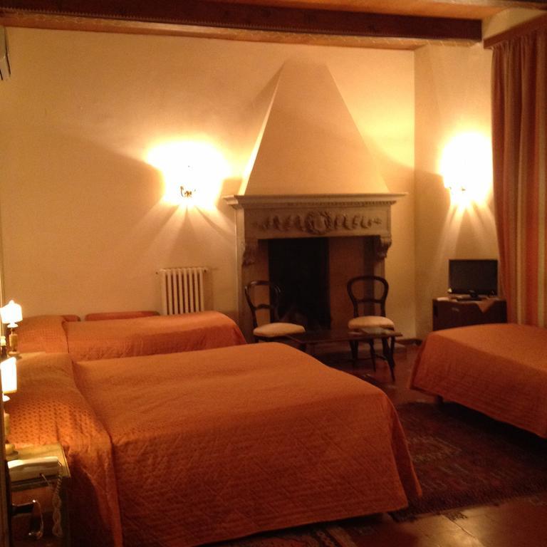 Hotel Villa Le Rondini ฟลอเรนซ์ ภายนอก รูปภาพ