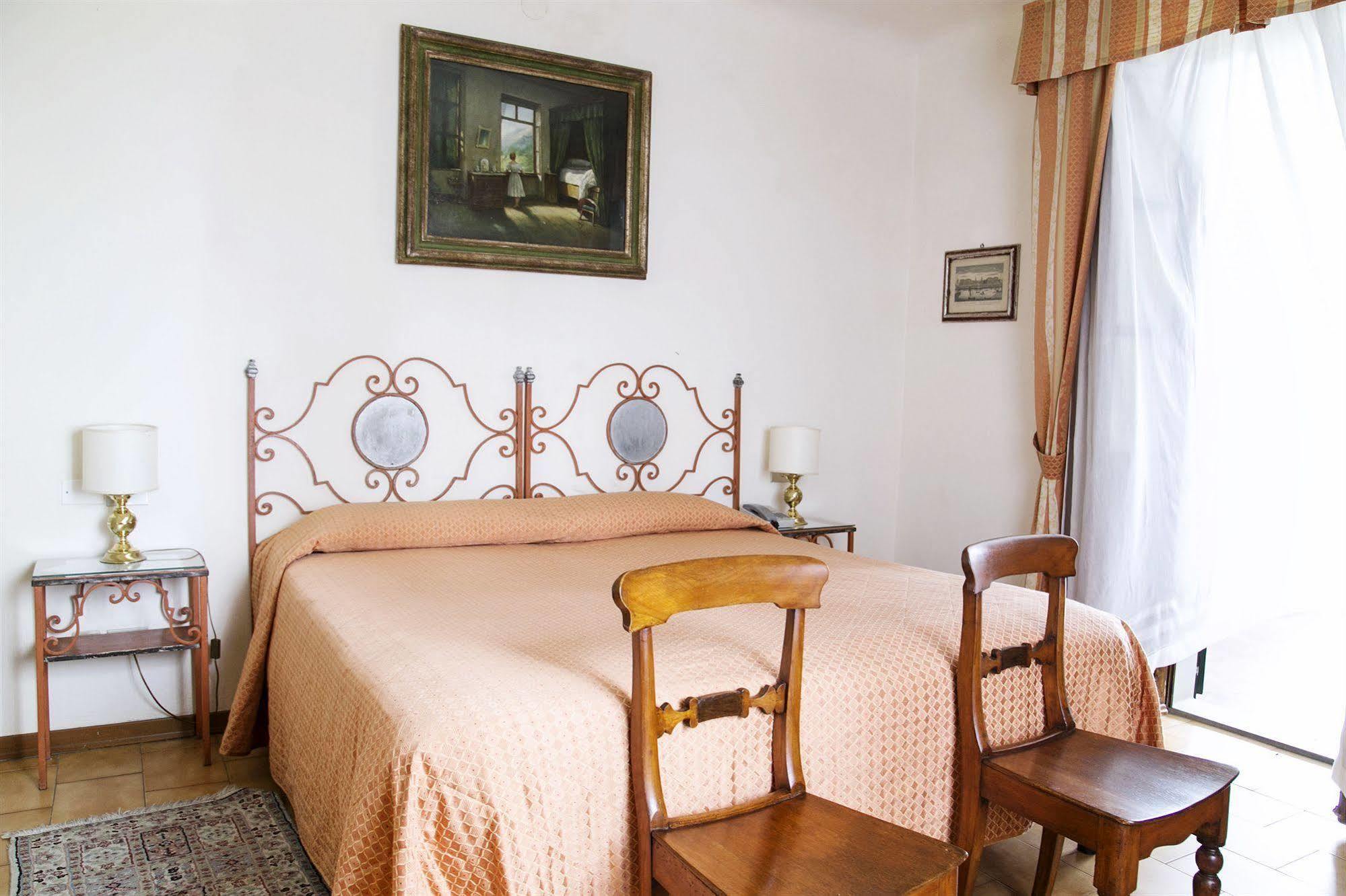 Hotel Villa Le Rondini ฟลอเรนซ์ ภายนอก รูปภาพ